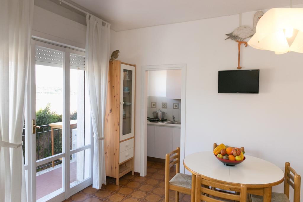 Talamone Apartment Kamer foto